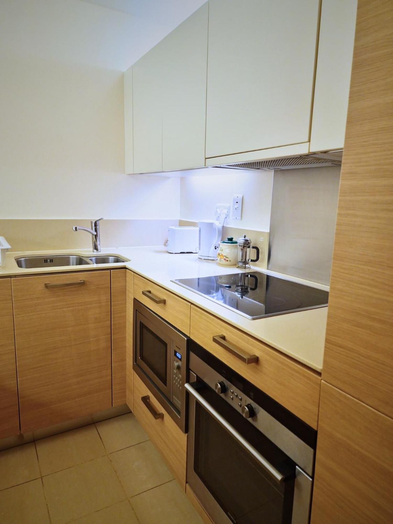 Апартаменты Wood Studio Flat Лондон Экстерьер фото